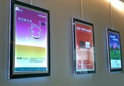 长顺什么是超薄灯箱?