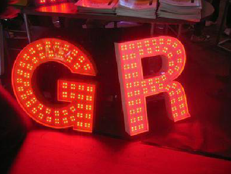 长顺LED发光字常见的安装误区。